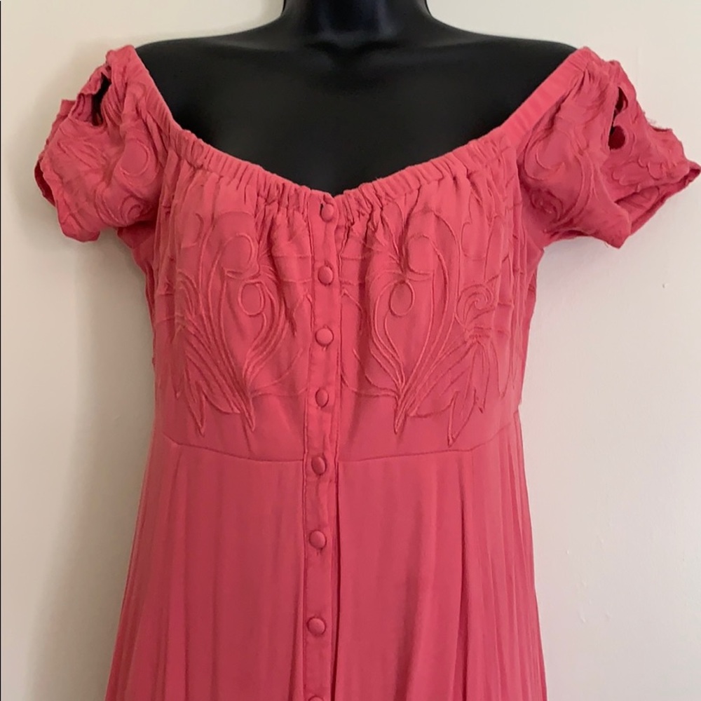 Torrid 00 (10/12) off the shoulder dress.